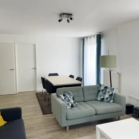 Appartement Appartement de 4 chambres avec balcon et wifi a Le Blanc Mesnil