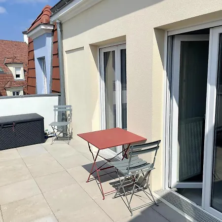 Appartement de 4 chambres avec balcon et wifi a Le Blanc Mesnil *