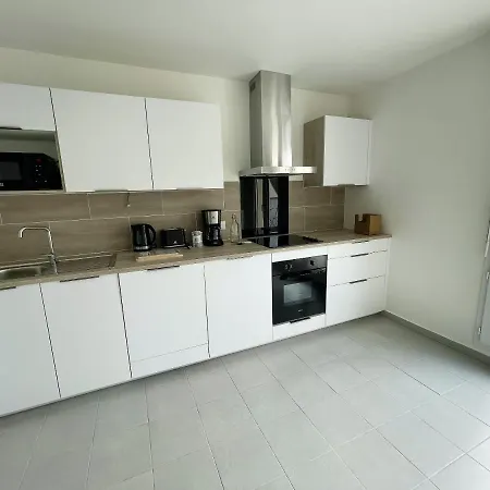 Appartement de 4 chambres avec balcon et wifi a Le Blanc Mesnil *